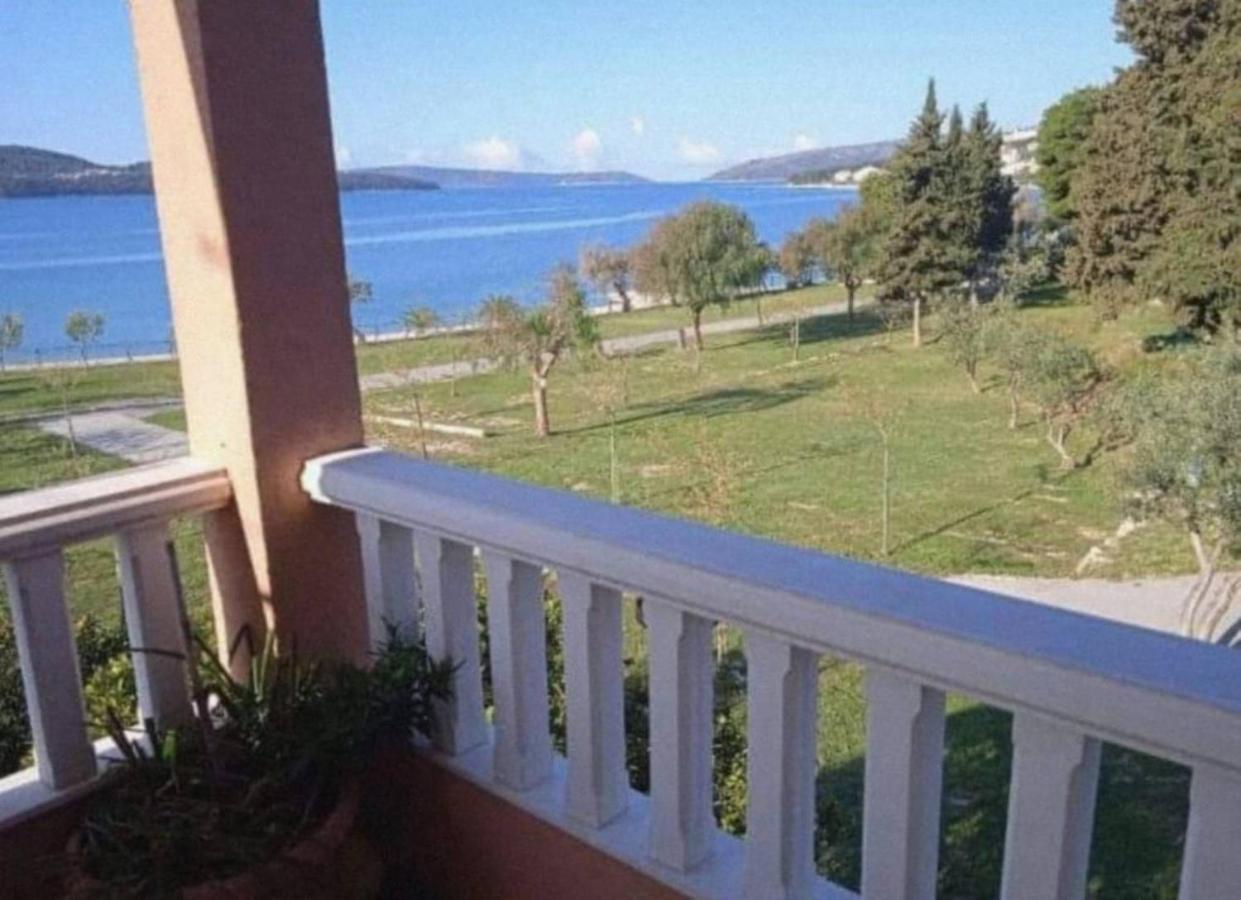 Apartment Lotus Trogir Luaran gambar