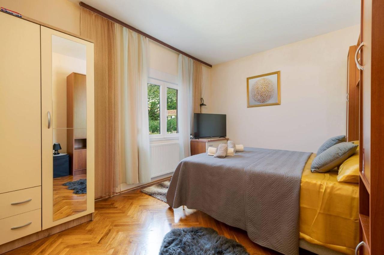 Apartment Lotus Trogir Luaran gambar