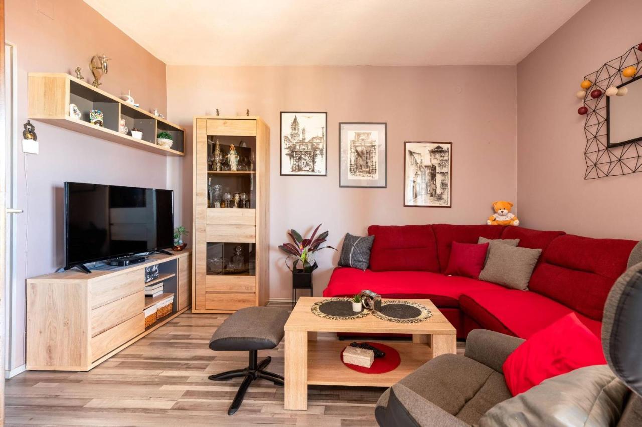Apartment Lotus Trogir Luaran gambar